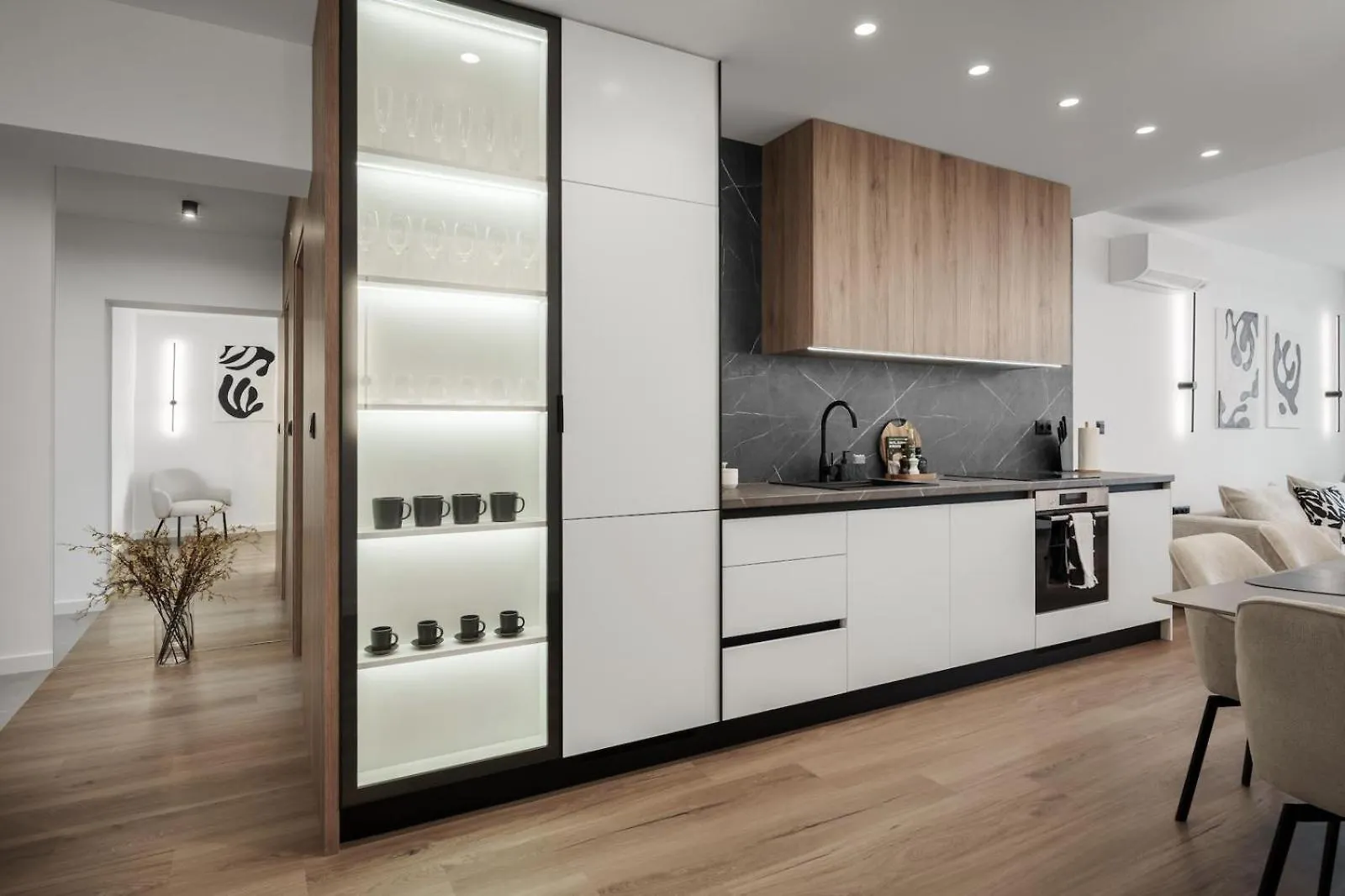Stylish 1Br With Balcony & Parking I Skyline Varna By Flat Mаnаger