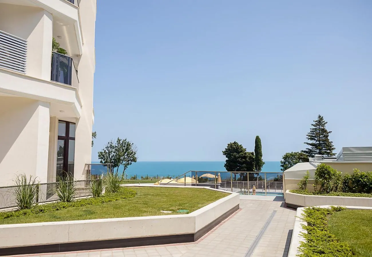 Stylish 1Br With Balcony & Parking I Skyline Varna By Flat Mаnаger 0*,  Bulgaria